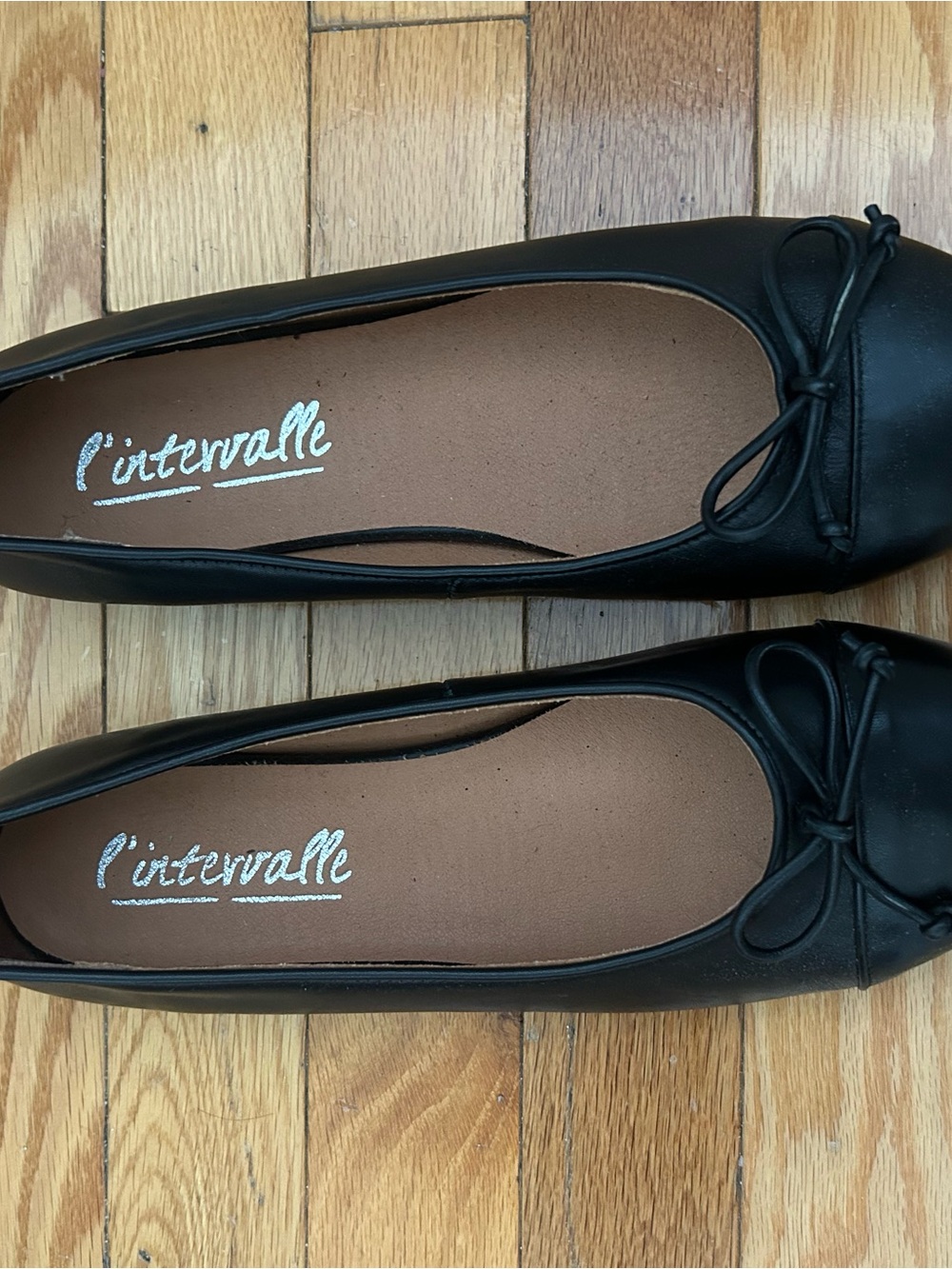 L'Intervalle Black Leather Bow Ballet Flats
